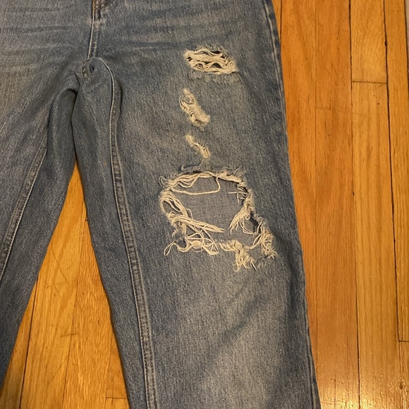 Topshop MOM ripped denim jeans - Picture 4 of 10